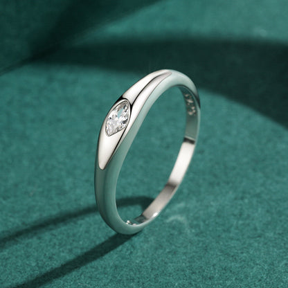 Ring i Äkta Silver – Subtil Elegans