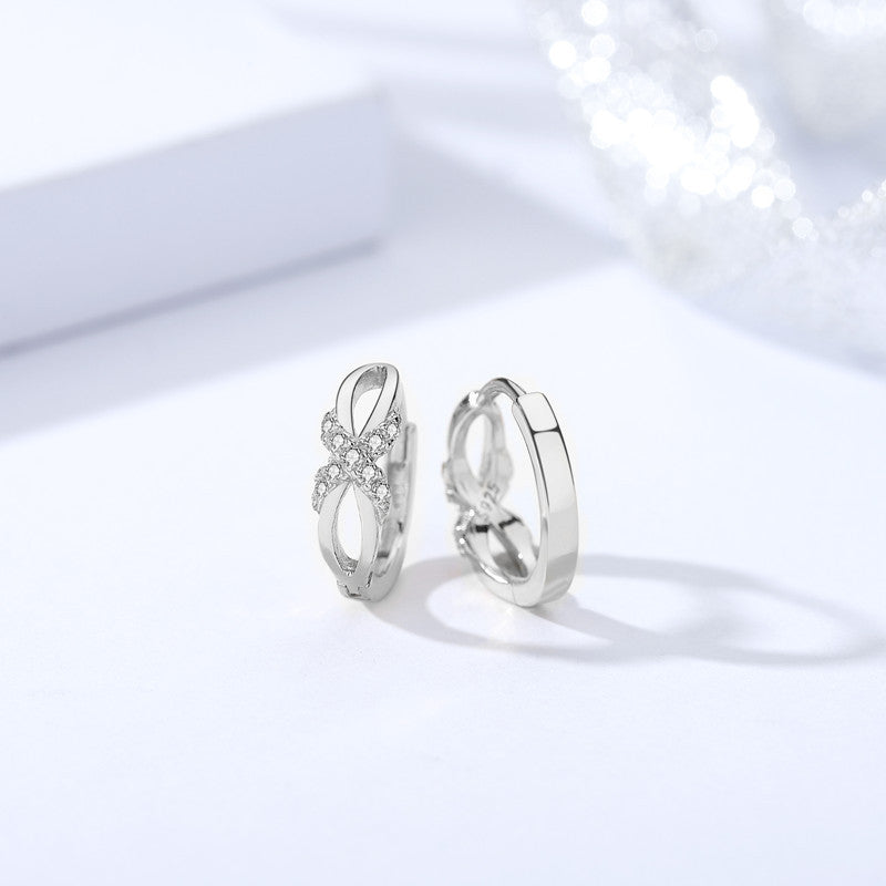 Örhängen i Äkta Silver - Infintyband med Kubisk Zirkonia - Nordisk Glans Nordisk Glans Silver Nordisk Glans Fine Earrings - NordiskGlans